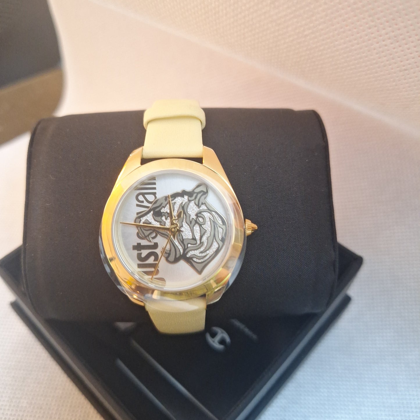 JUSt Cavalli Women's Pantera Maglia Quartz Watch