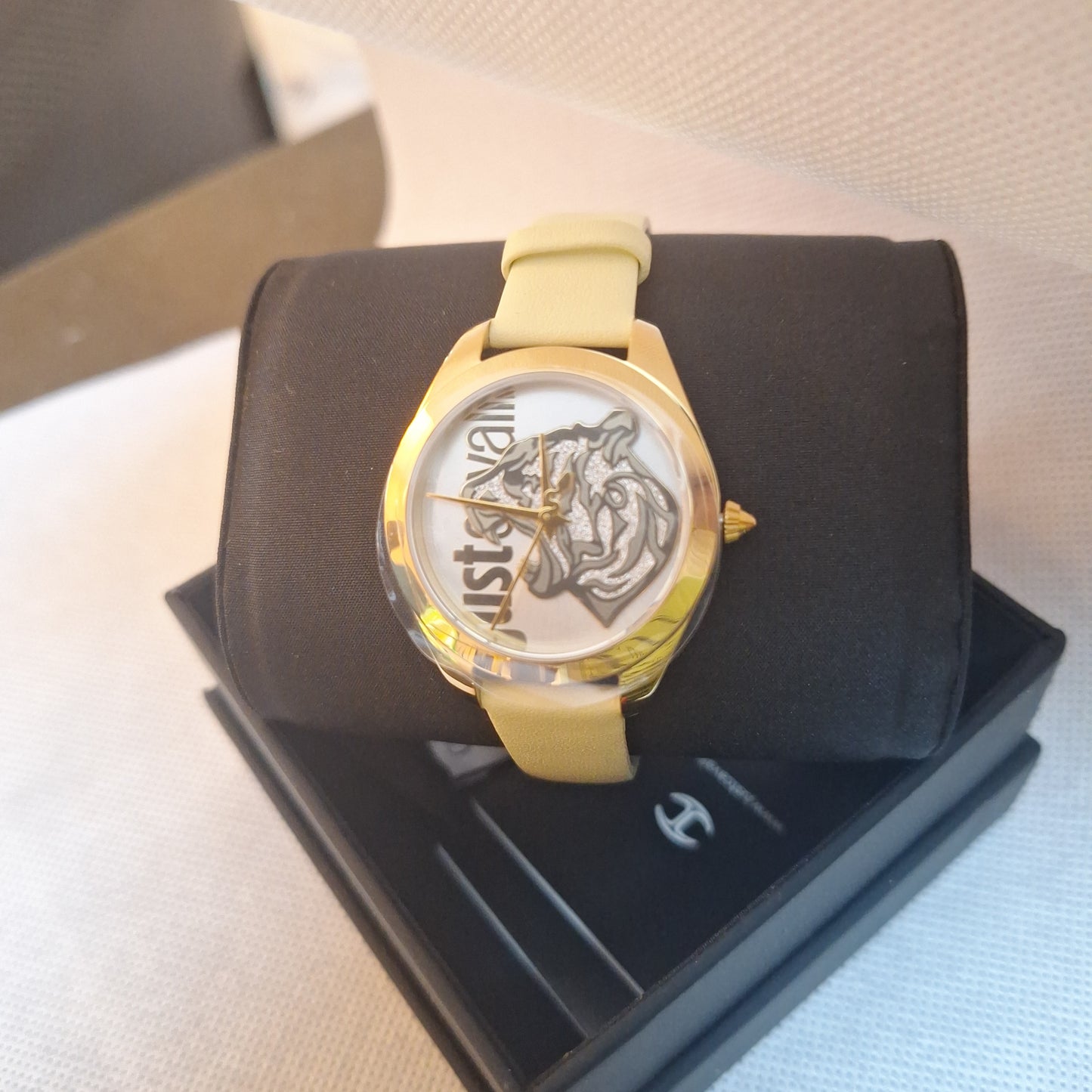 JUSt Cavalli Women's Pantera Maglia Quartz Watch