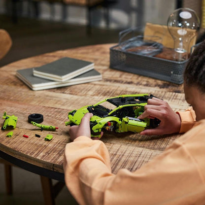 LEGO 42161 Technic Lamborghini Huracán Tecnica (Copy)